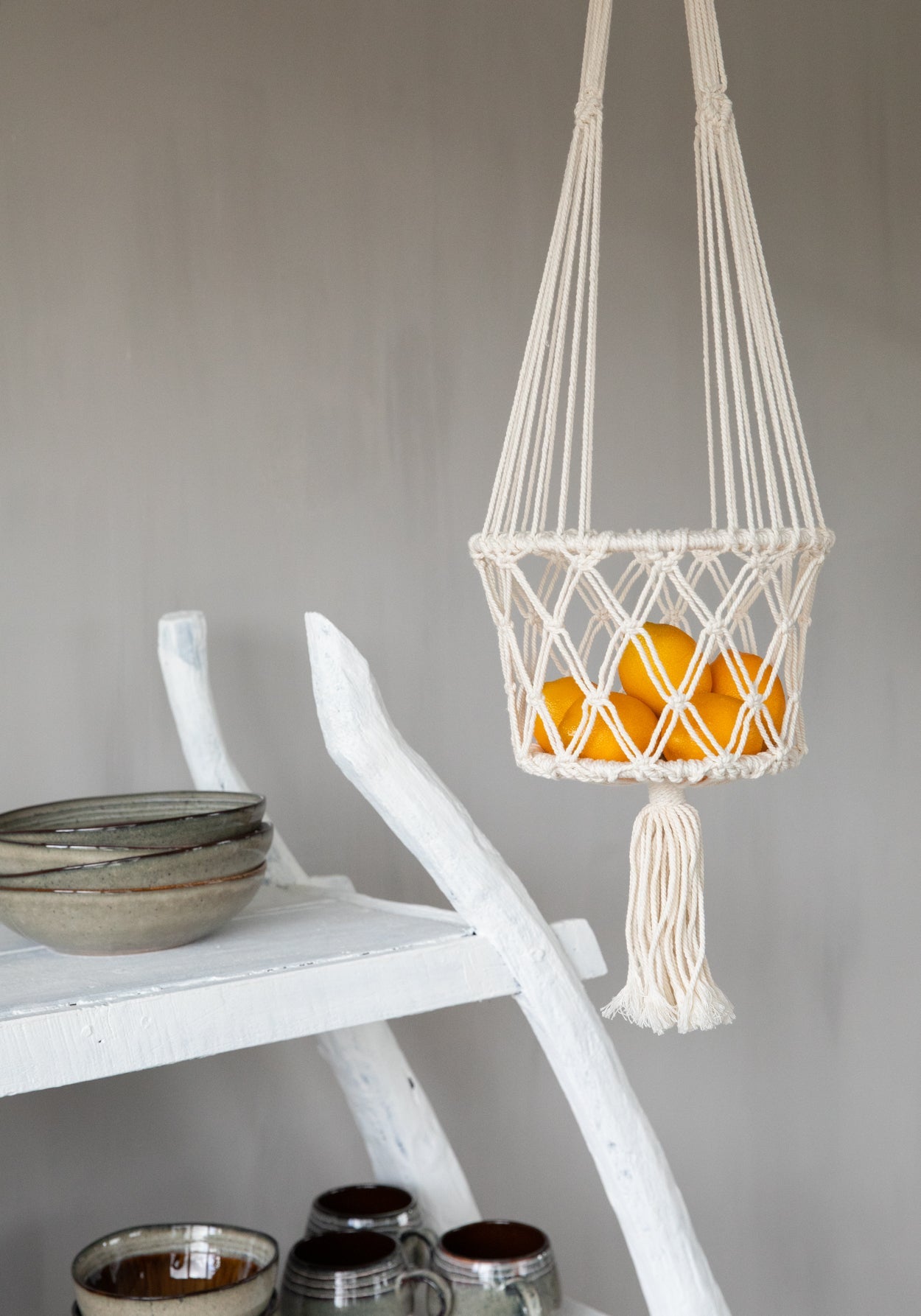 Suspension pour plante en macramé coton blanc à franges – H100 cm