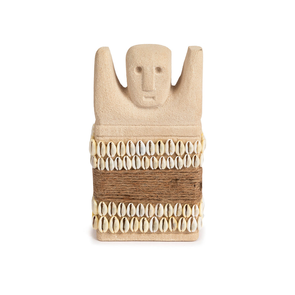 Statuette pierre de Sumba en grès beige motif coquillages