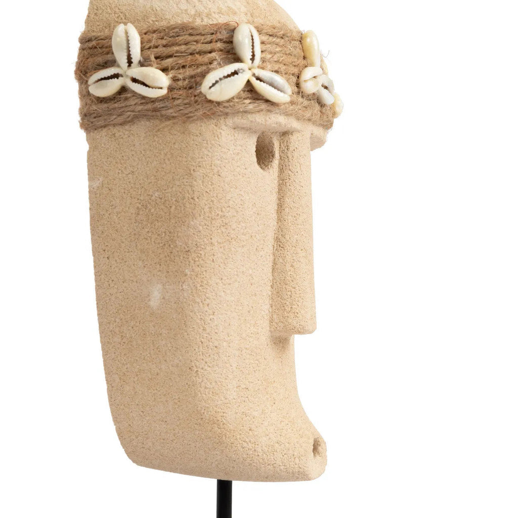 Statue en grès ovale avec coquillages – Naturel