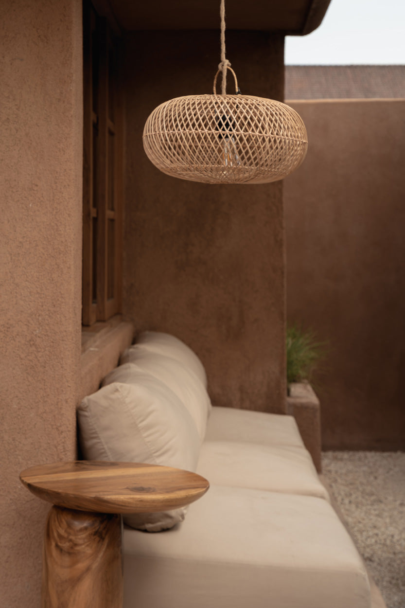 Suspension ovale en rotin naturel ajouré – Ø40 cm