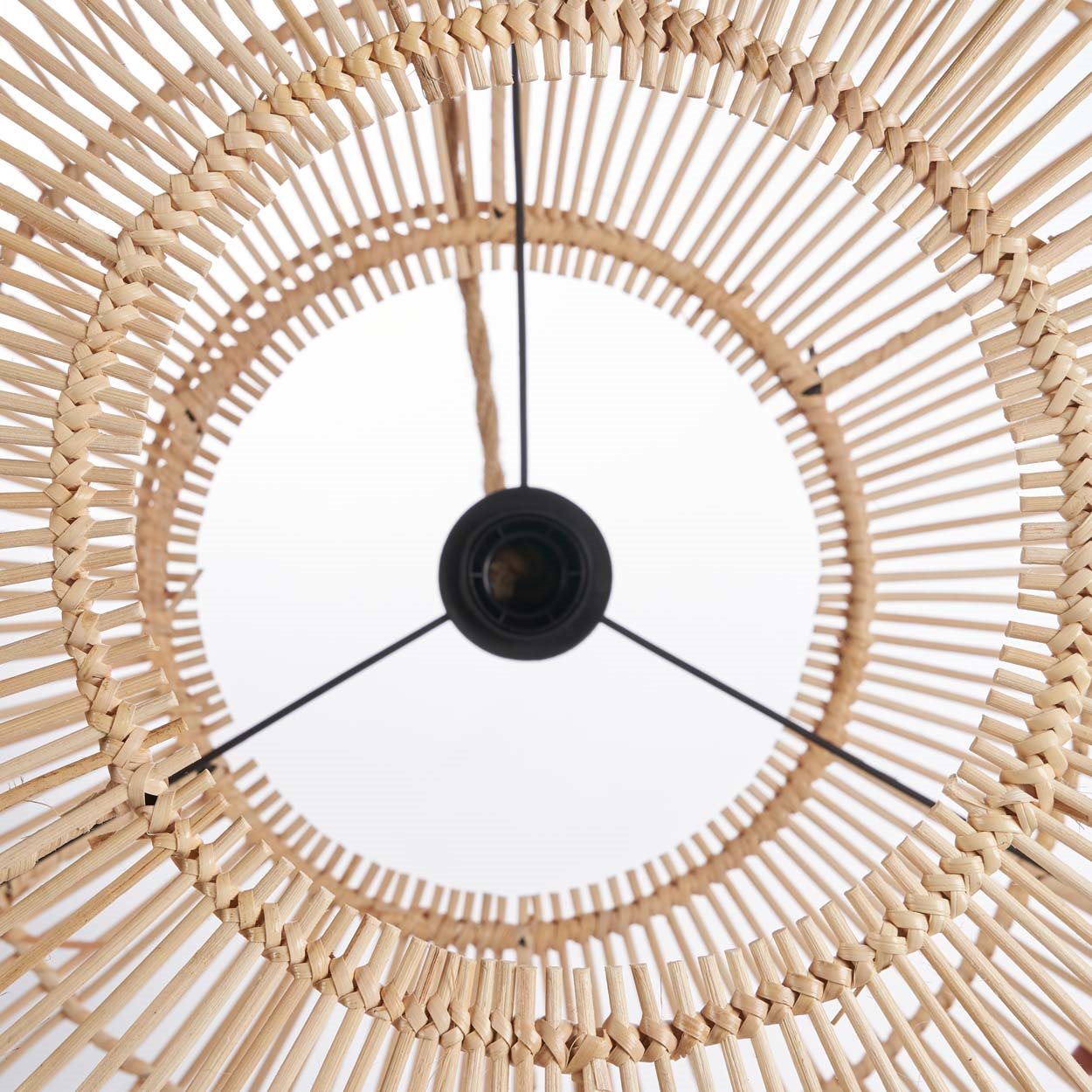 Suspension en rotin naturel 55 cm ronde artisanale