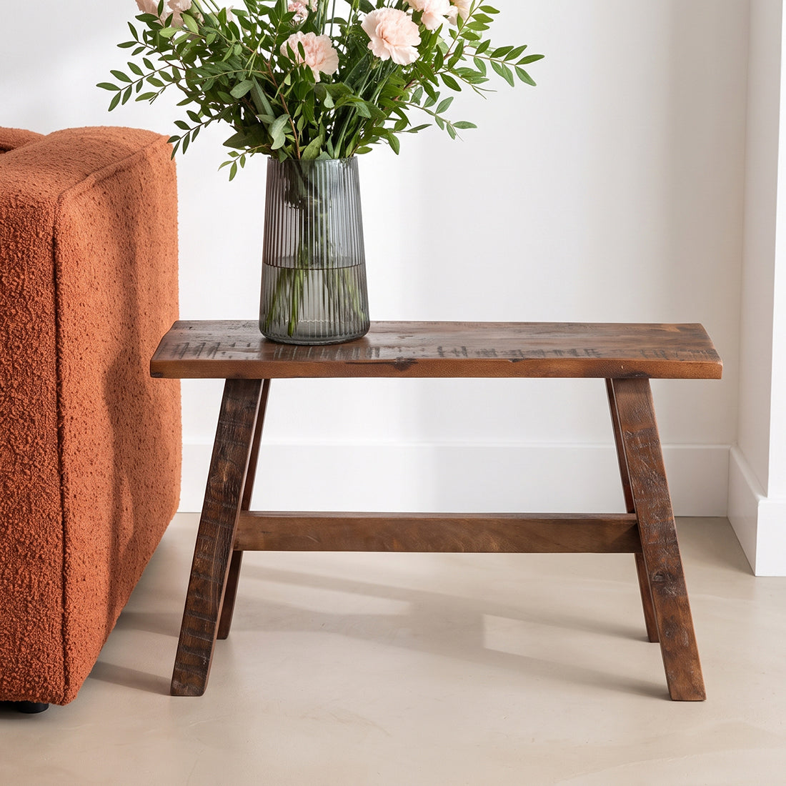 Banc en bois recyclé brun au look industriel rustique – 85x20 cm