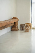 Panier cylindrique en macramé coton blanc et feuilles de bananier motif zigzag