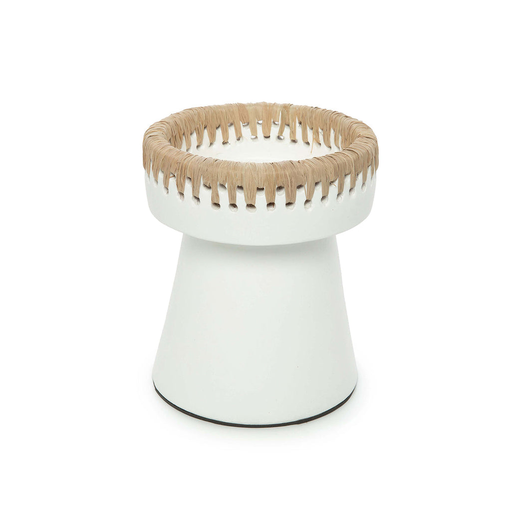 Porte-bougie en terre cuite blanche finition raphia naturel – H16 cm