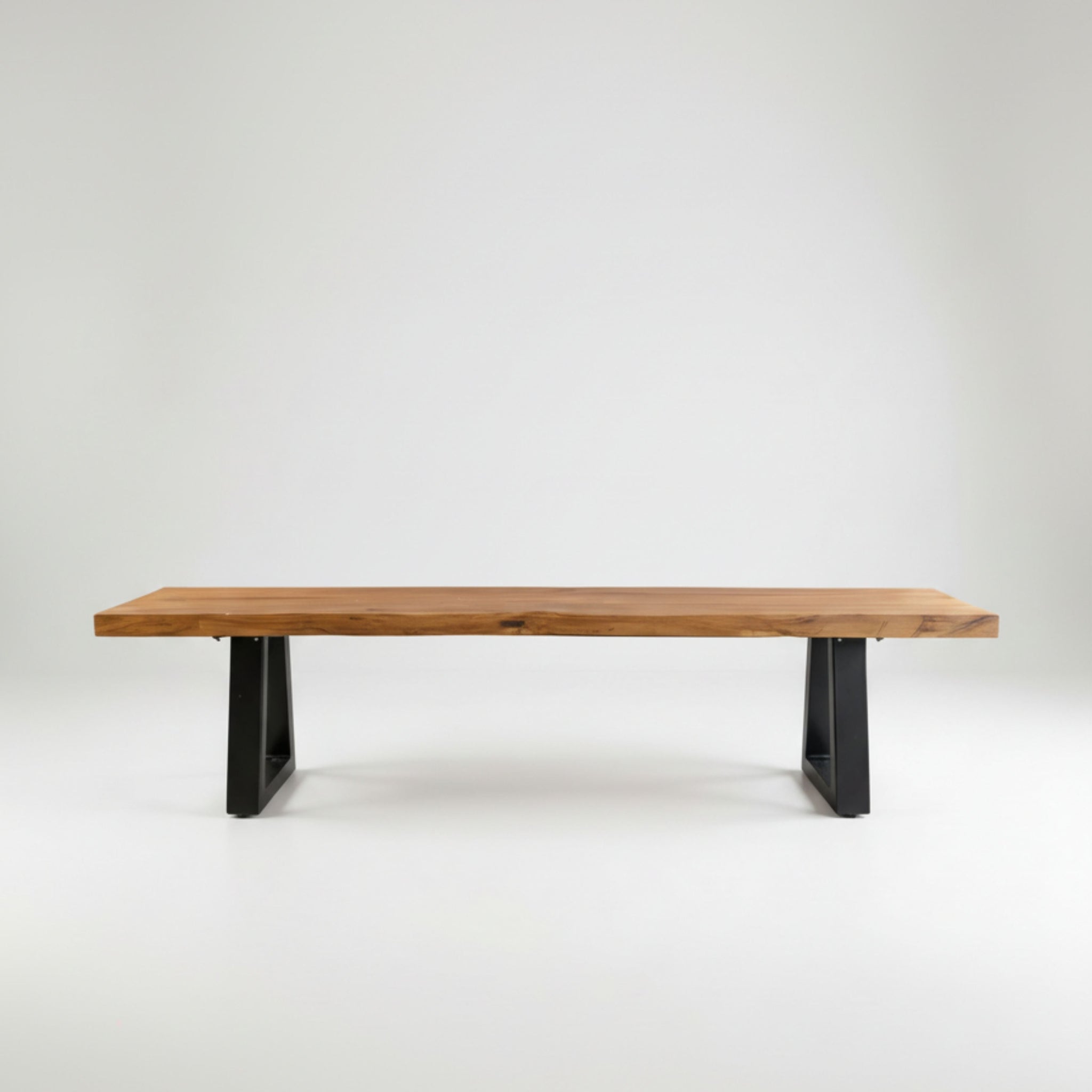 Banc en teck recyclé pieds en métal noir rectangulaire – 280x110 cm