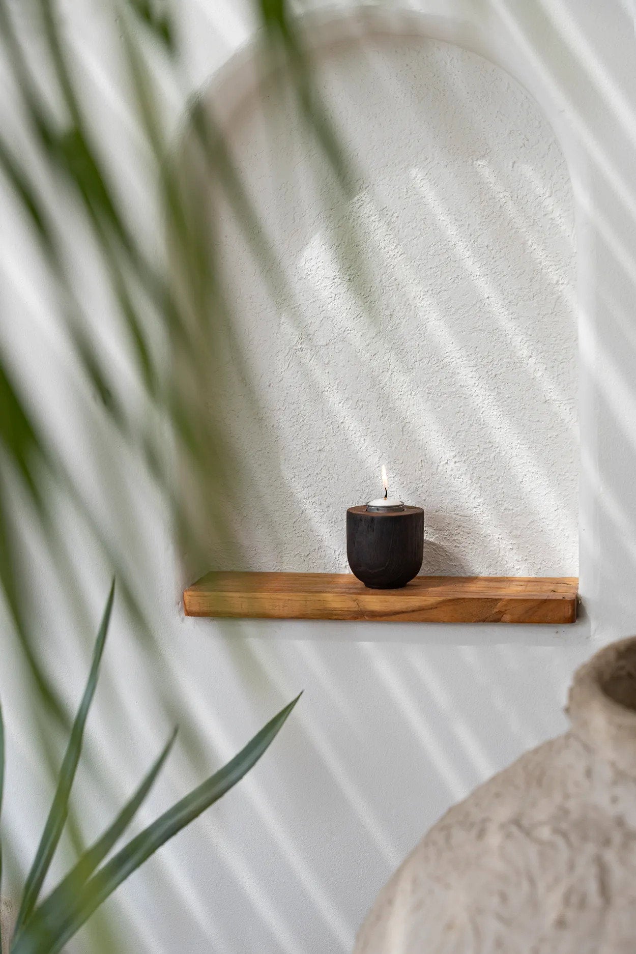 Porte-bougie en teck naturel noir 8 cm minimaliste