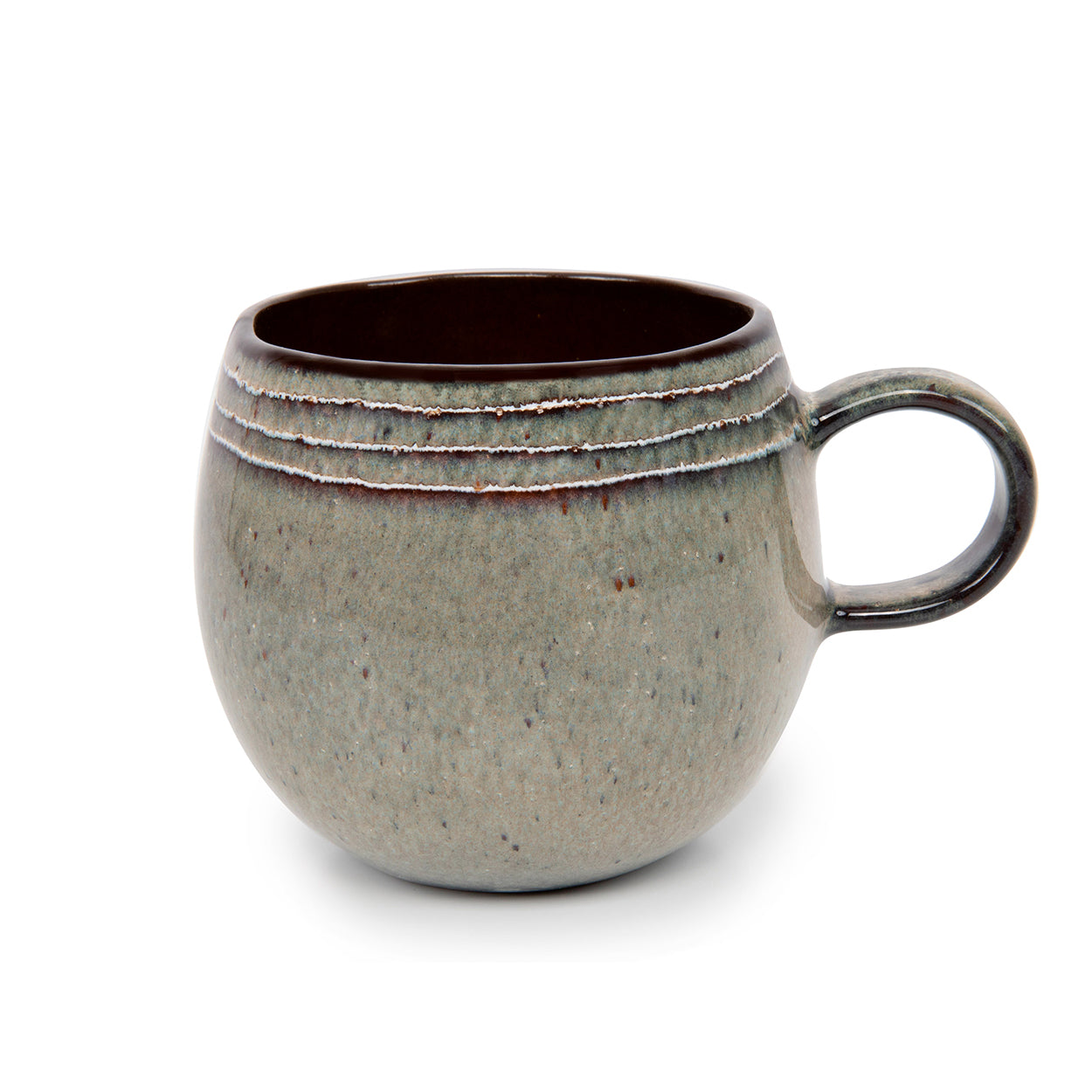Mug artisanal en grès émaillé vert sauge intérieur brun
