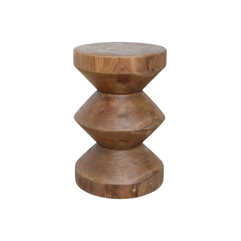 Table d’appoint en teck massif forme sablier finition naturelle – H45 cm