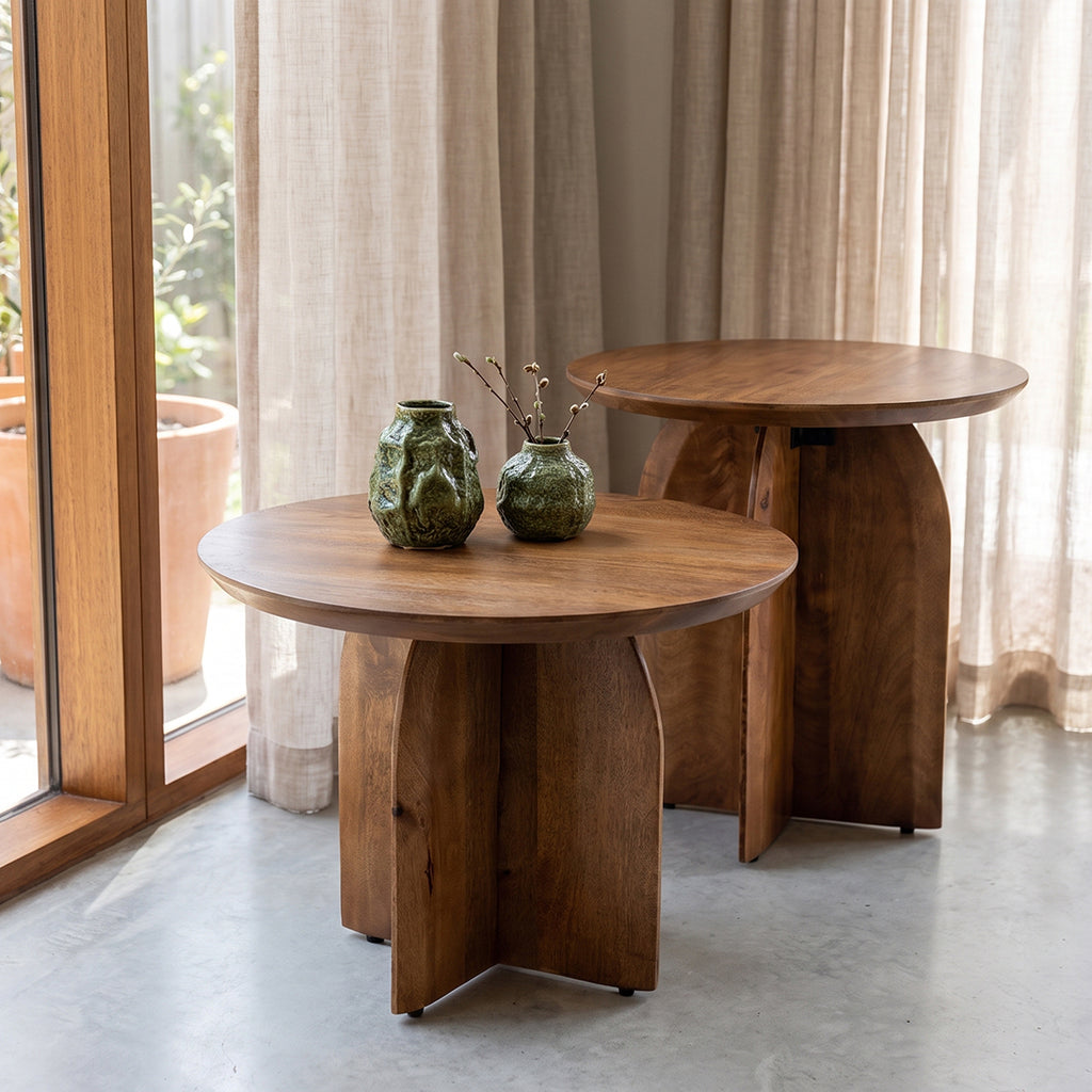 Table d’appoint ronde en manguier brun piètement croisé – Ø50 cm