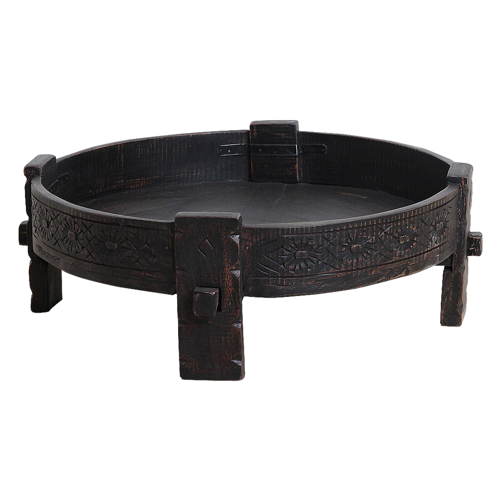 Table basse ronde en bois sculpté noir patiné – Ø73 cm