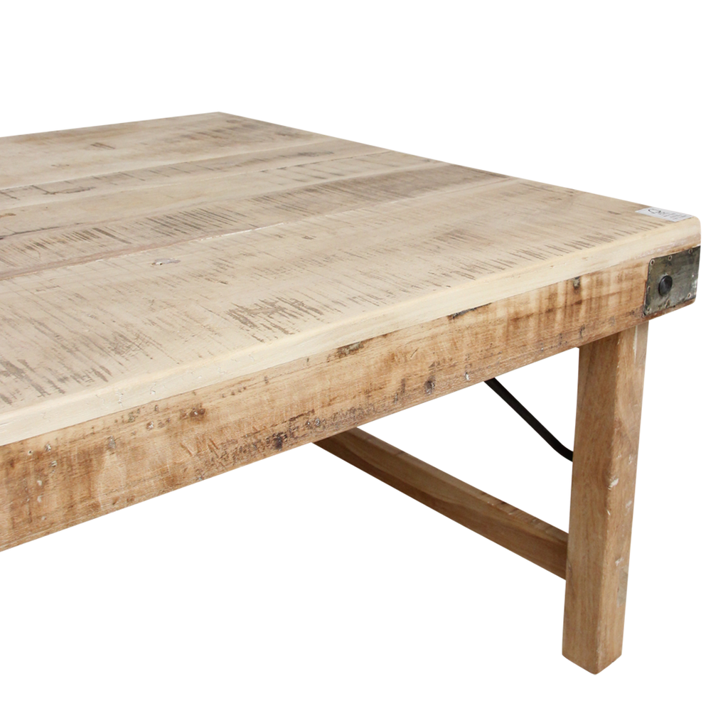 Table basse rectangulaire en bois naturel avec renforts métalliques – 120x75 cm