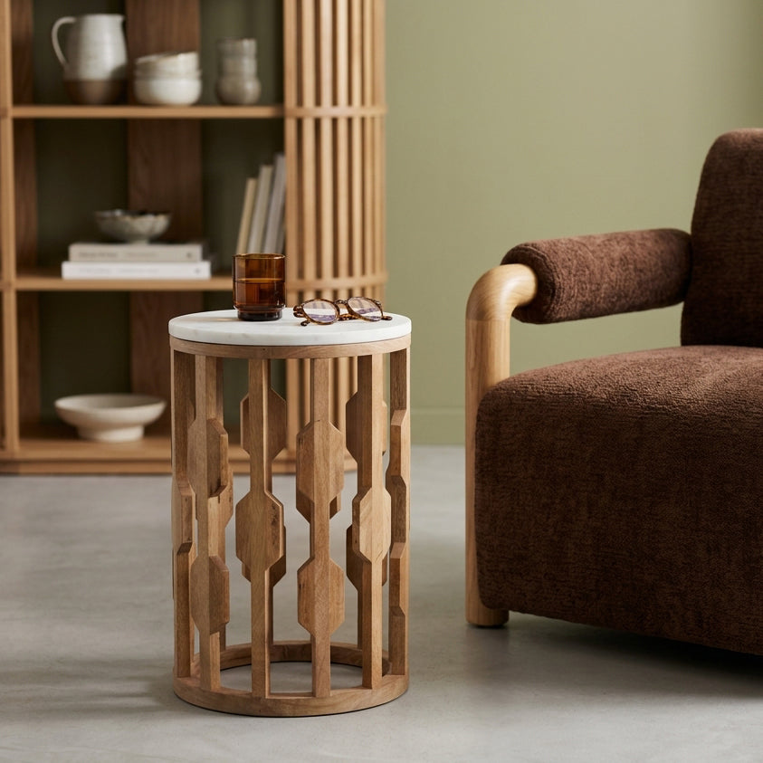 Table d’appoint marbre blanc et bois sculpté ajouré – Ø40 cm