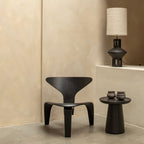 Table d’appoint ronde en teck noir mat avec rebord – Ø40 cm