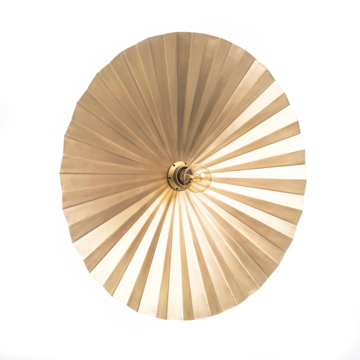 Applique murale en métal doré motif éventail rond – Ø60 cm