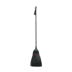 Balai décoratif en fibres noires avec poignée en bambou et détails tressés, H130 cm