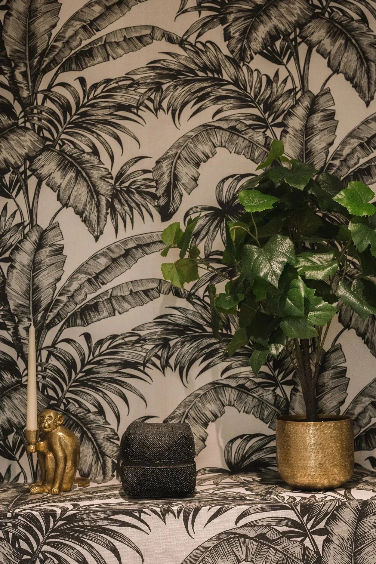 Boîte décorative perlée en bambou noir motif chevrons avec couvercle