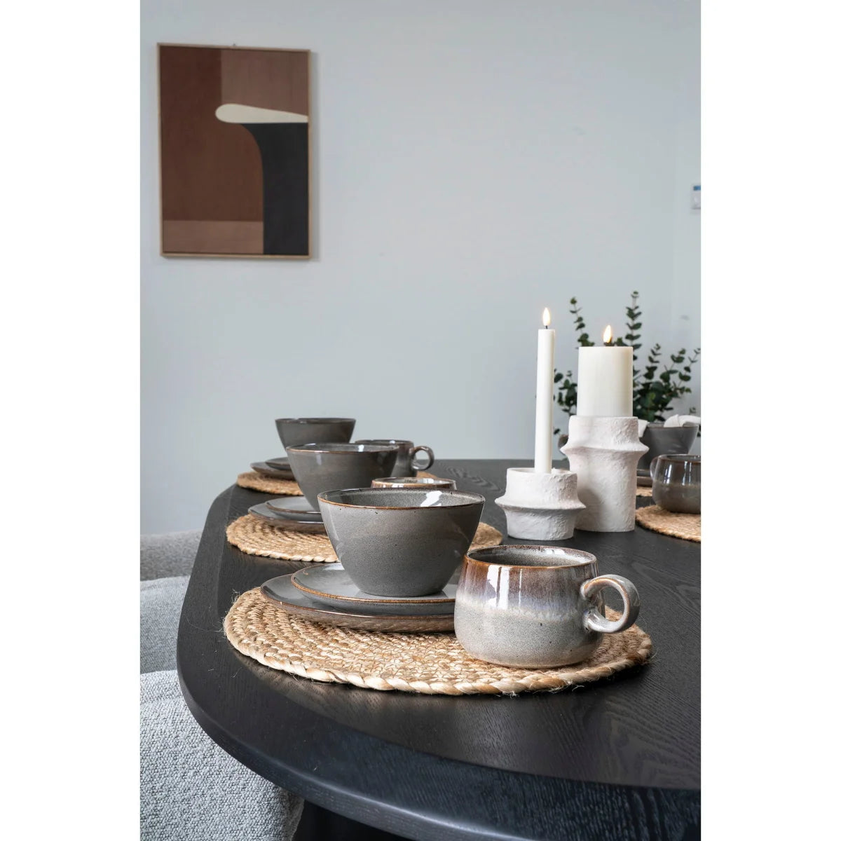 Lot de 4 bols en grès gris marron ø15 cm sur sets tressés