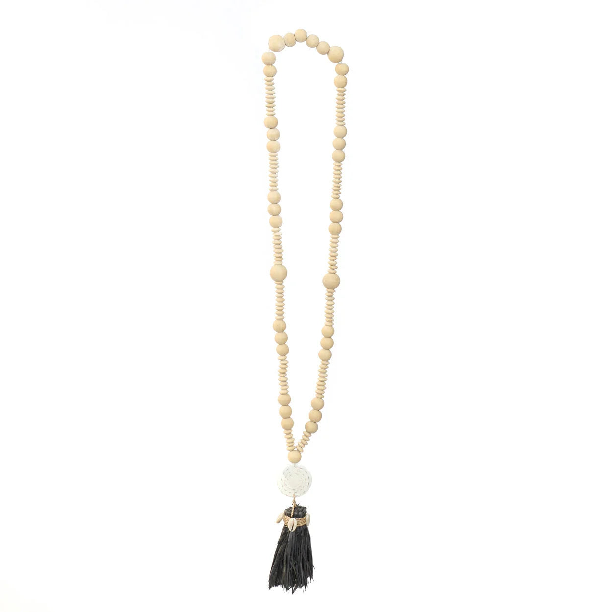 Collier crème perlé, pendentif blanc et pompon noir