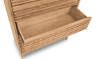 Commode minimaliste bois clair 132x46 cm, façade à nervures et intérieur assorti