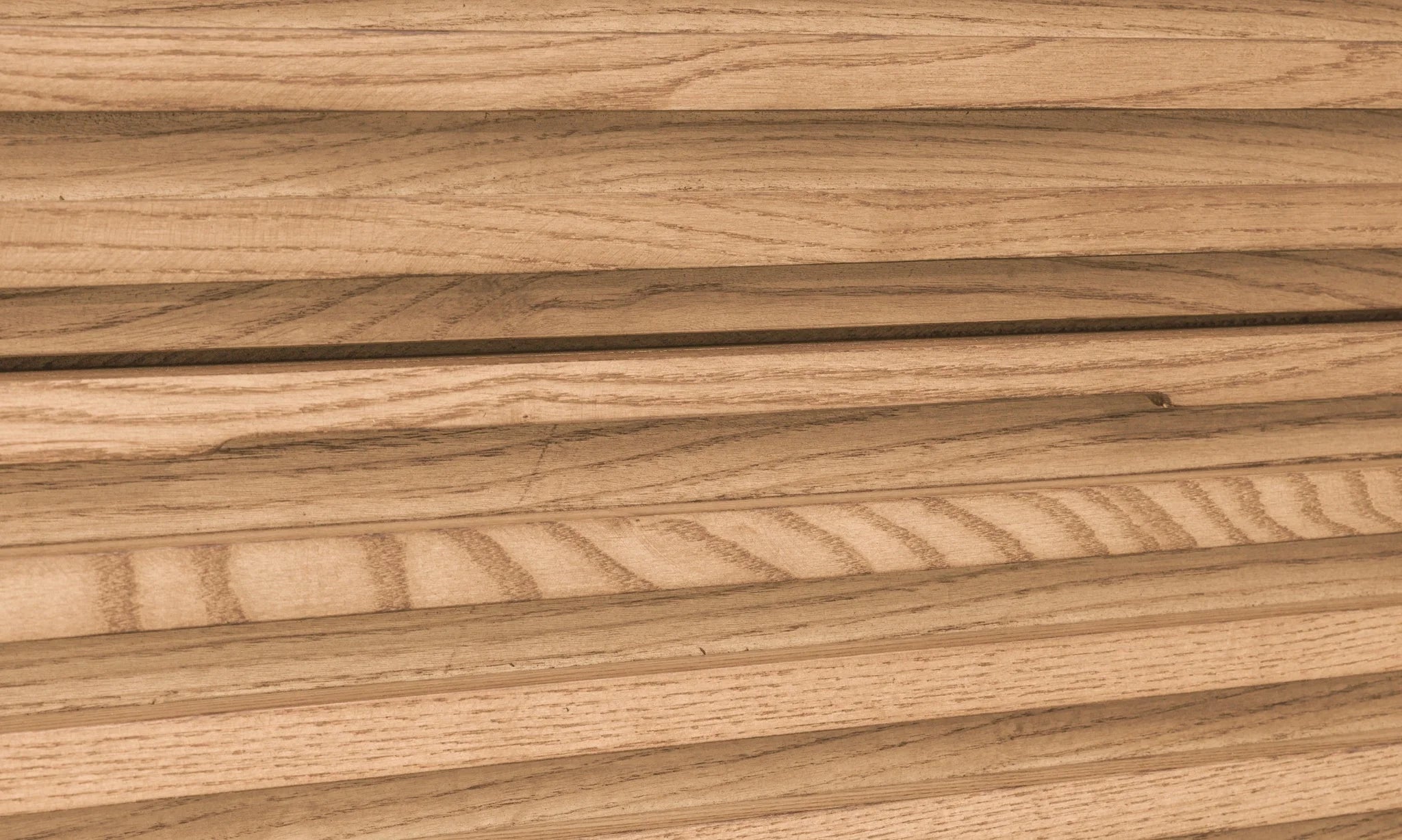 Commelle minimaliste bois clair chambre, planches bois clair grain naturel
