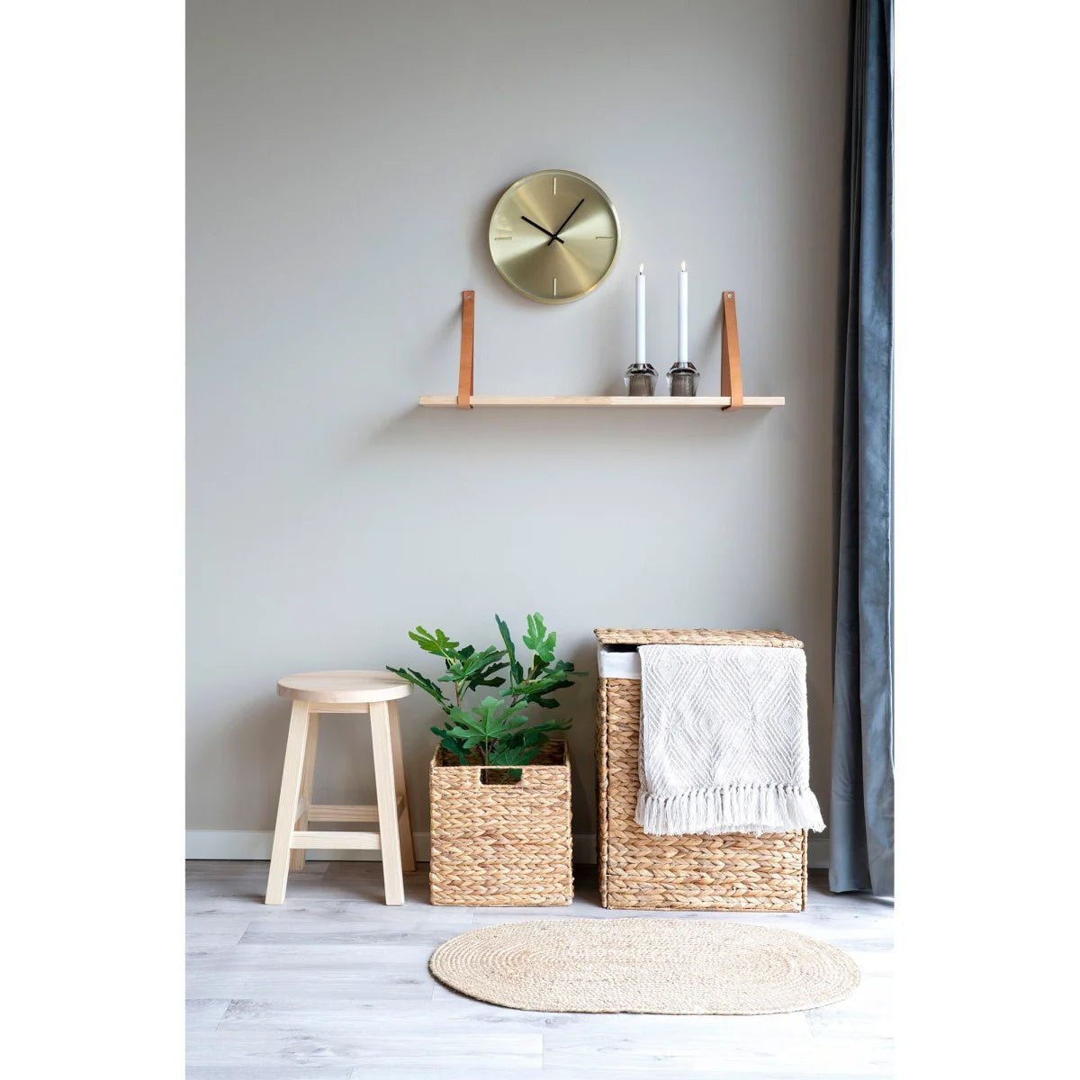 Horloge murale ronde or design minimaliste mains noires