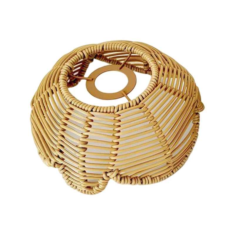 Petit abat-jour en rotin beige