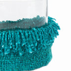 Photophore en verre avec manchon tissé turquoise à franges, H15 cm