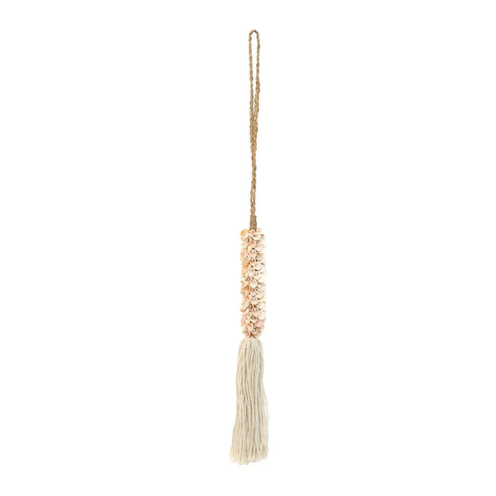 Attache rideau beige à coquillages et pompons en coton écru rose