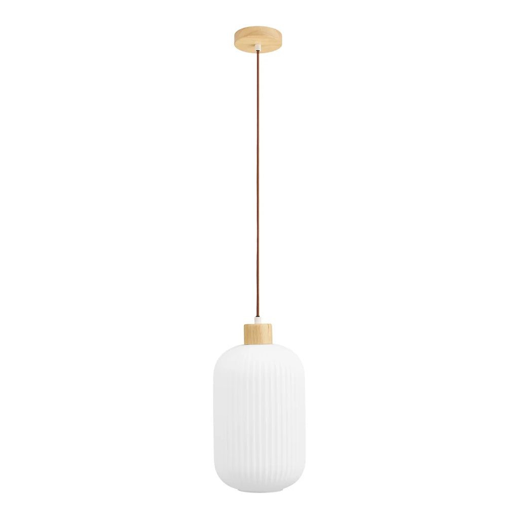 Suspension en verre opalin cannelé et bois clair Ø20 cm