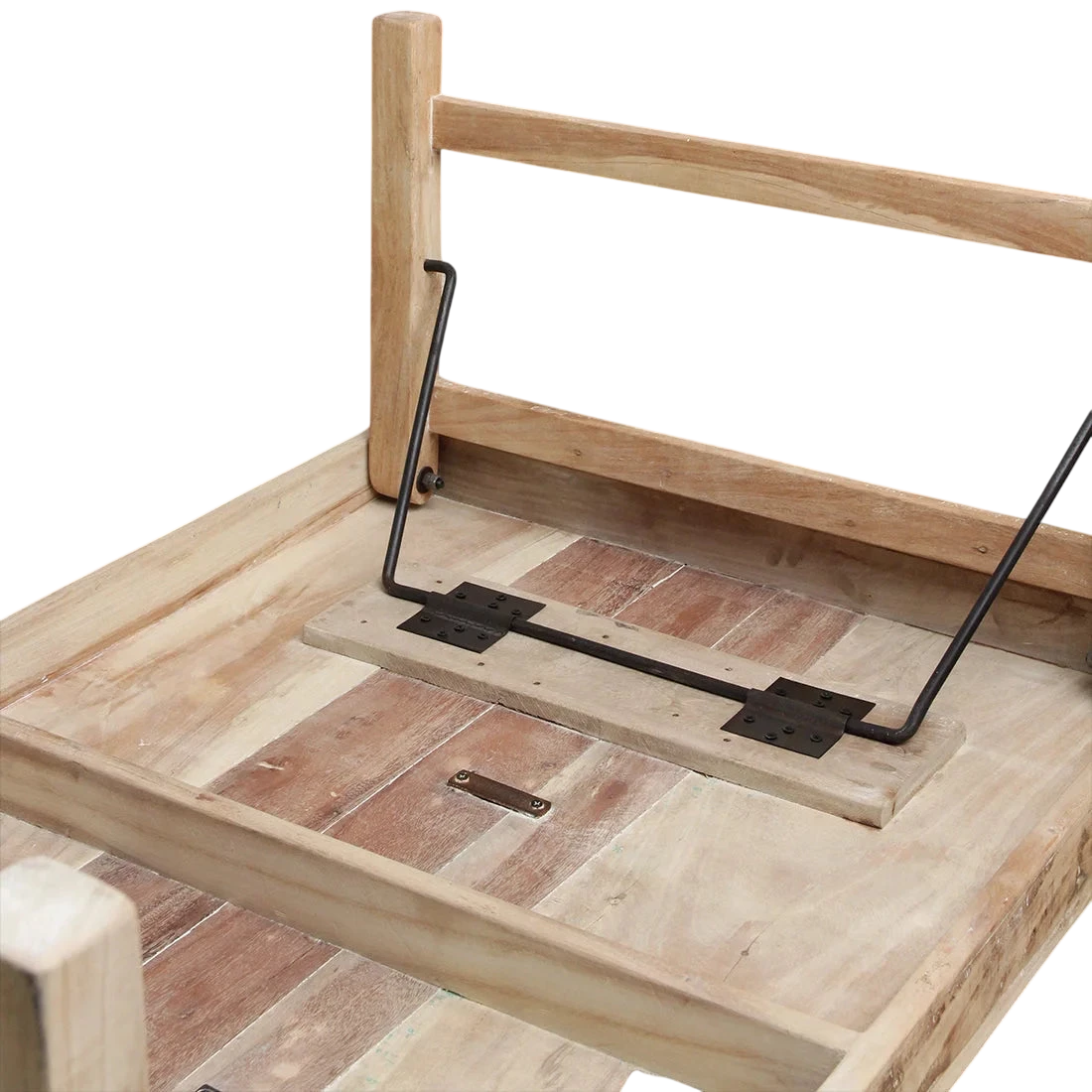 Banc en bois clair rustique avec charnières métalliques sombres