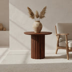 Table d’appoint ronde en bois brun, pied colonne cannelé, Ø50 cm