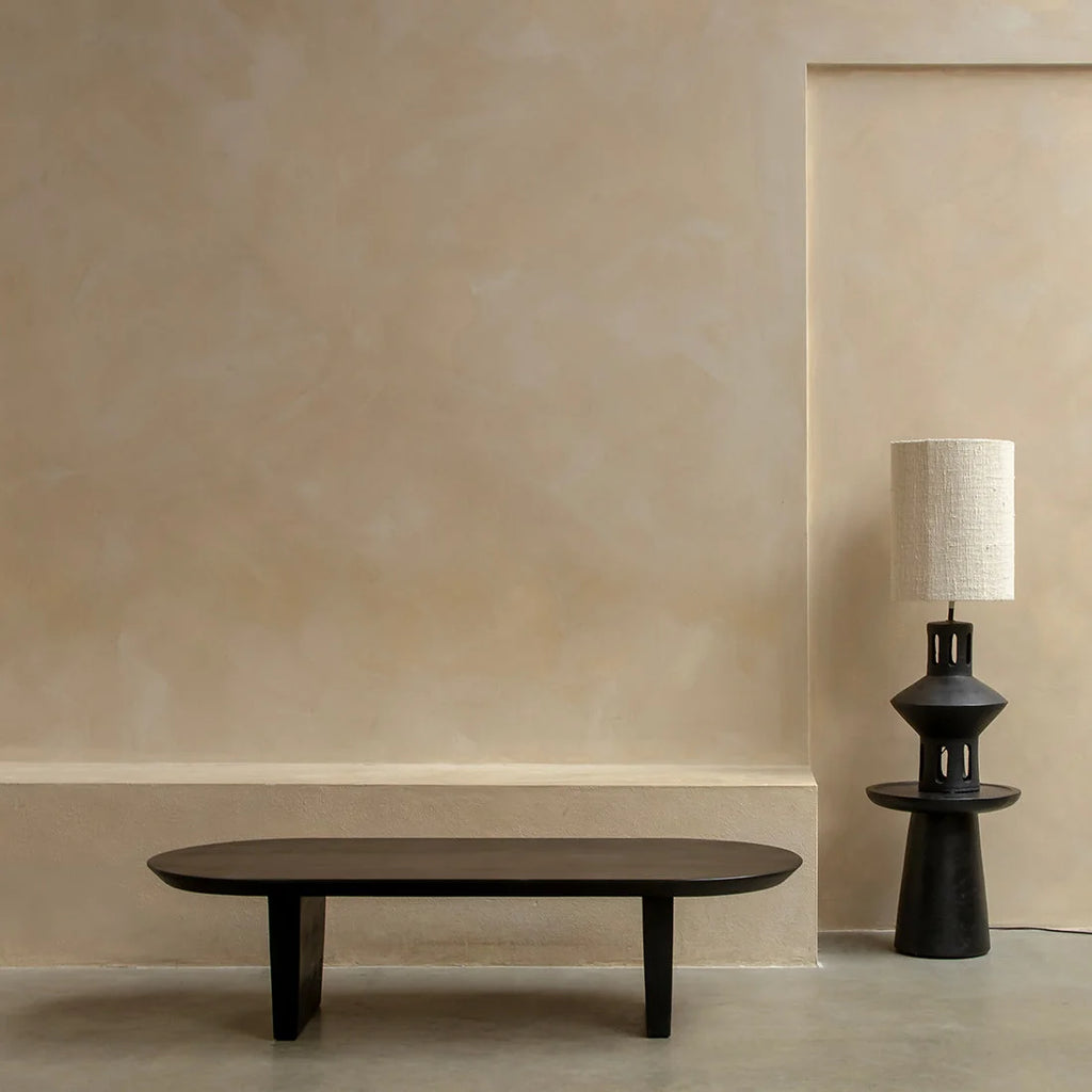 Table d’appoint ronde en teck noir mat avec rebord, Ø40 cm