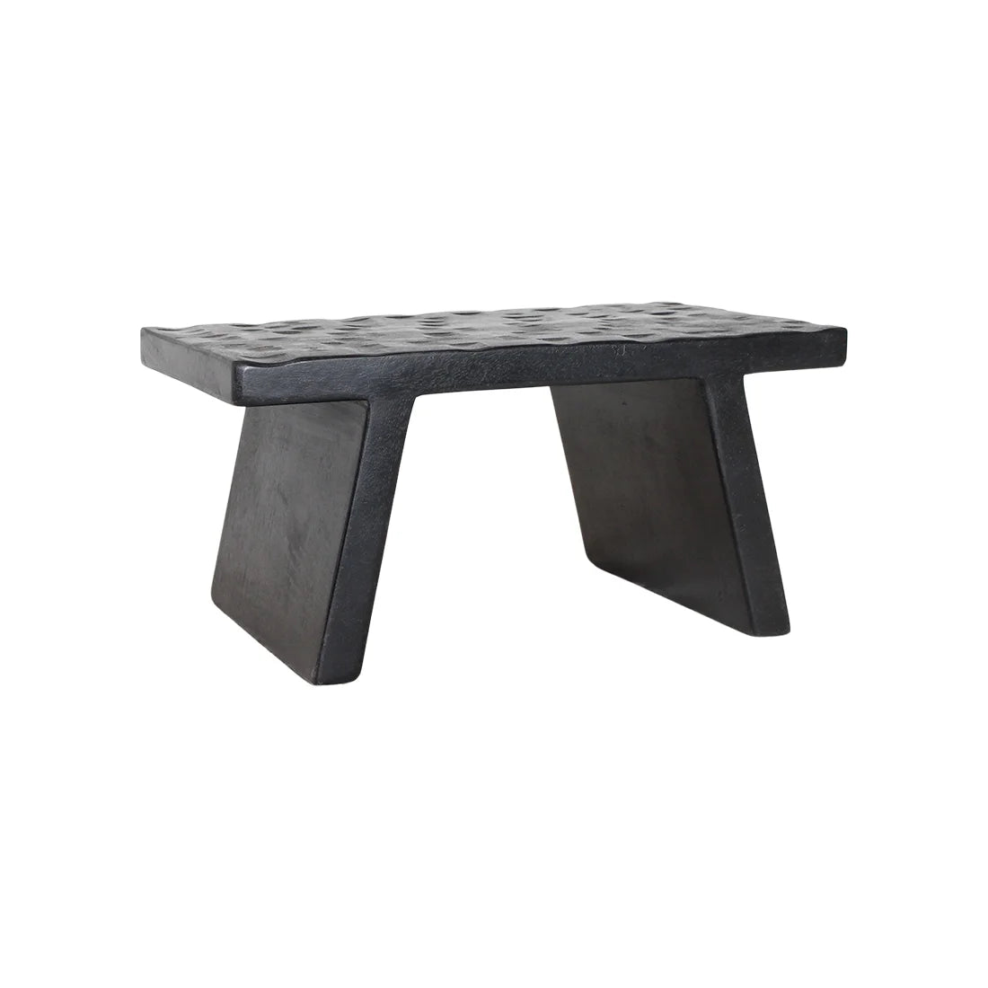 Tabouret artisanal en bois de manguier noir texturé 40x25 cm