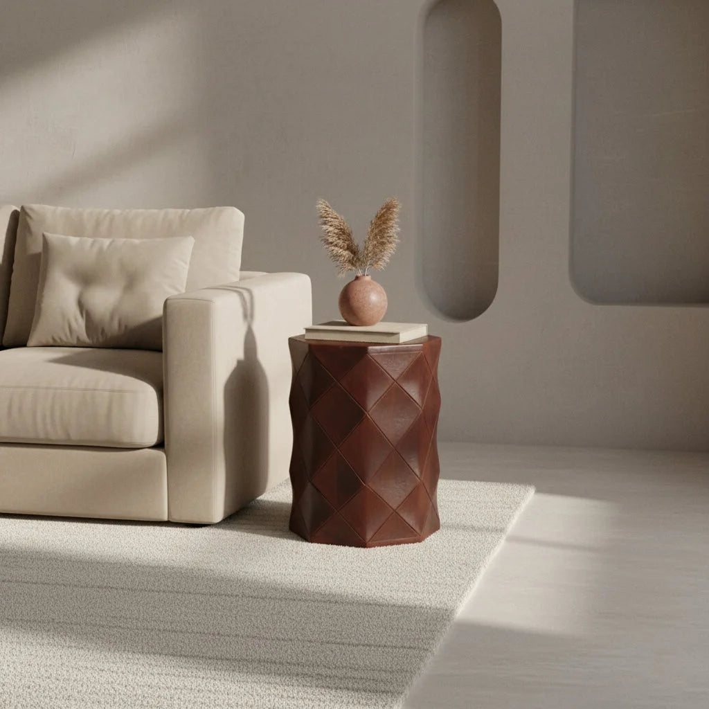 Tabouret en bois de manguier effet cuir brun à motif losange H45 cm