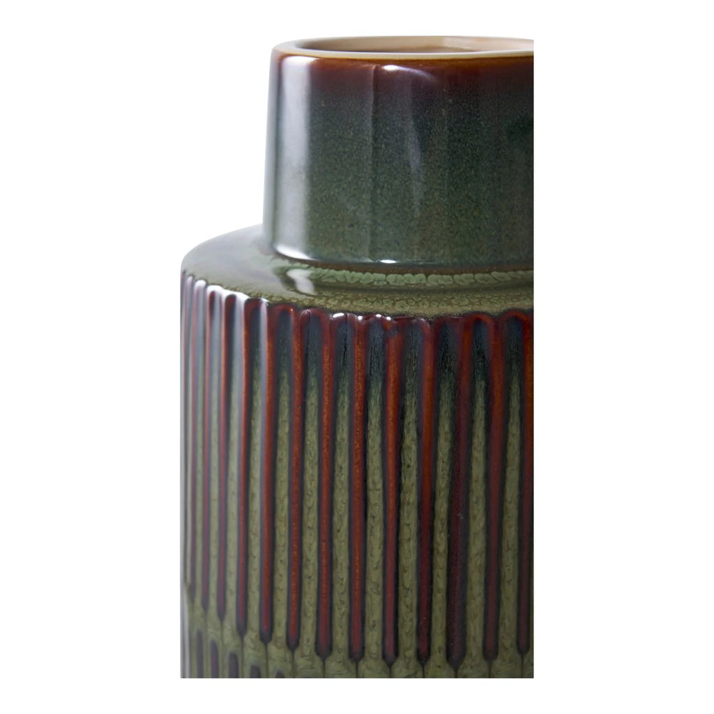 Vase en céramique vert bouteille et brun à relief rainuré, H30 cm
