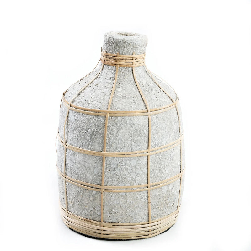 Vase ovale en terre cuite effet béton et rotin naturel – H23 cm