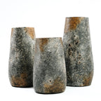 Vase en terre cuite gris antique effet minéral – H22 cm