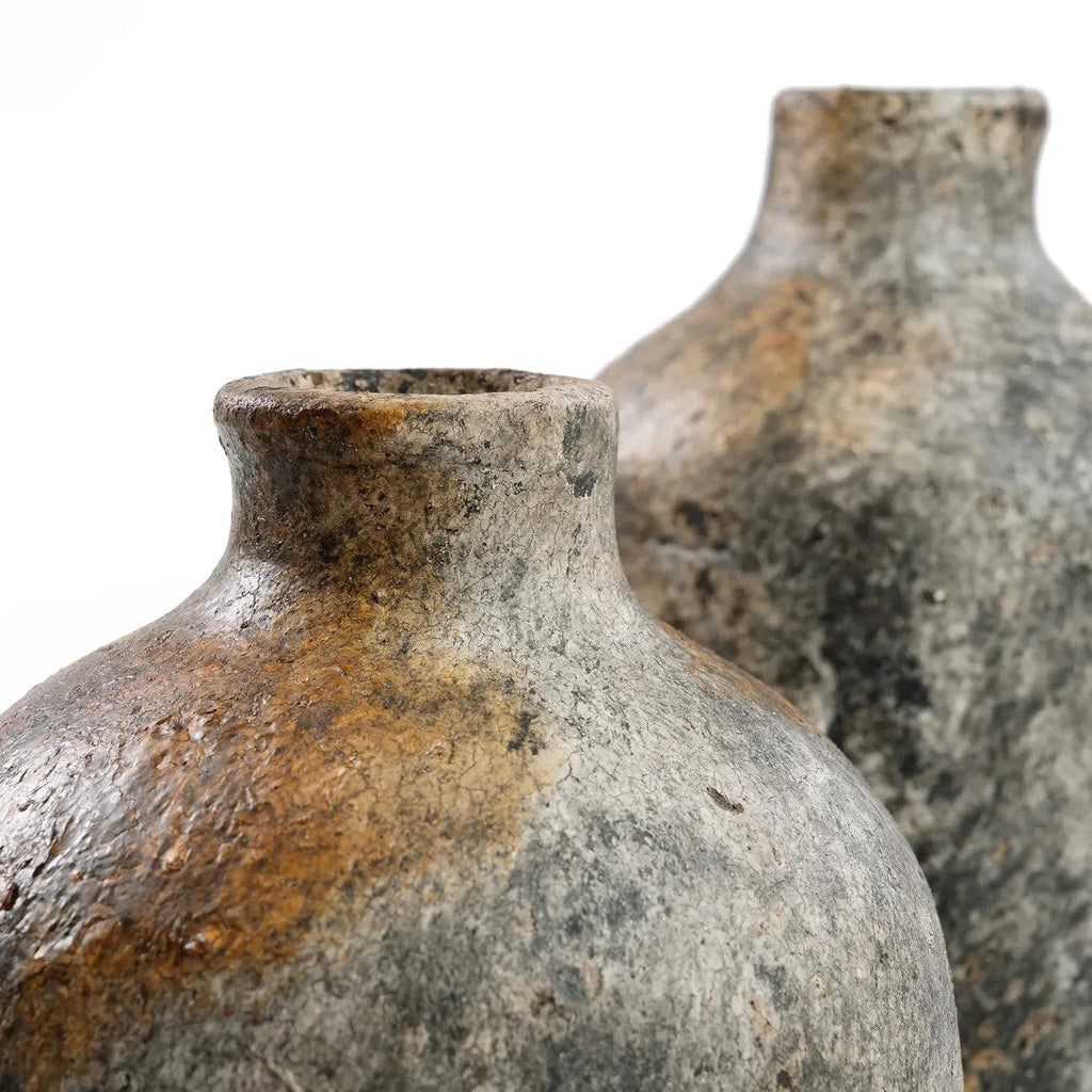 Vase en terre cuite texturée gris antique pour fleurs séchées – H19 cm