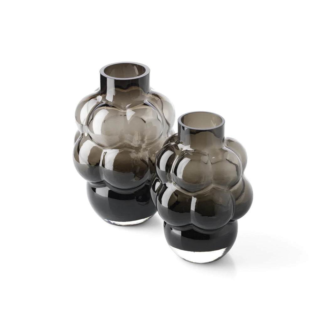 Deux vases en verre recyclé gris fumé forme bulle sculptée H25 cm